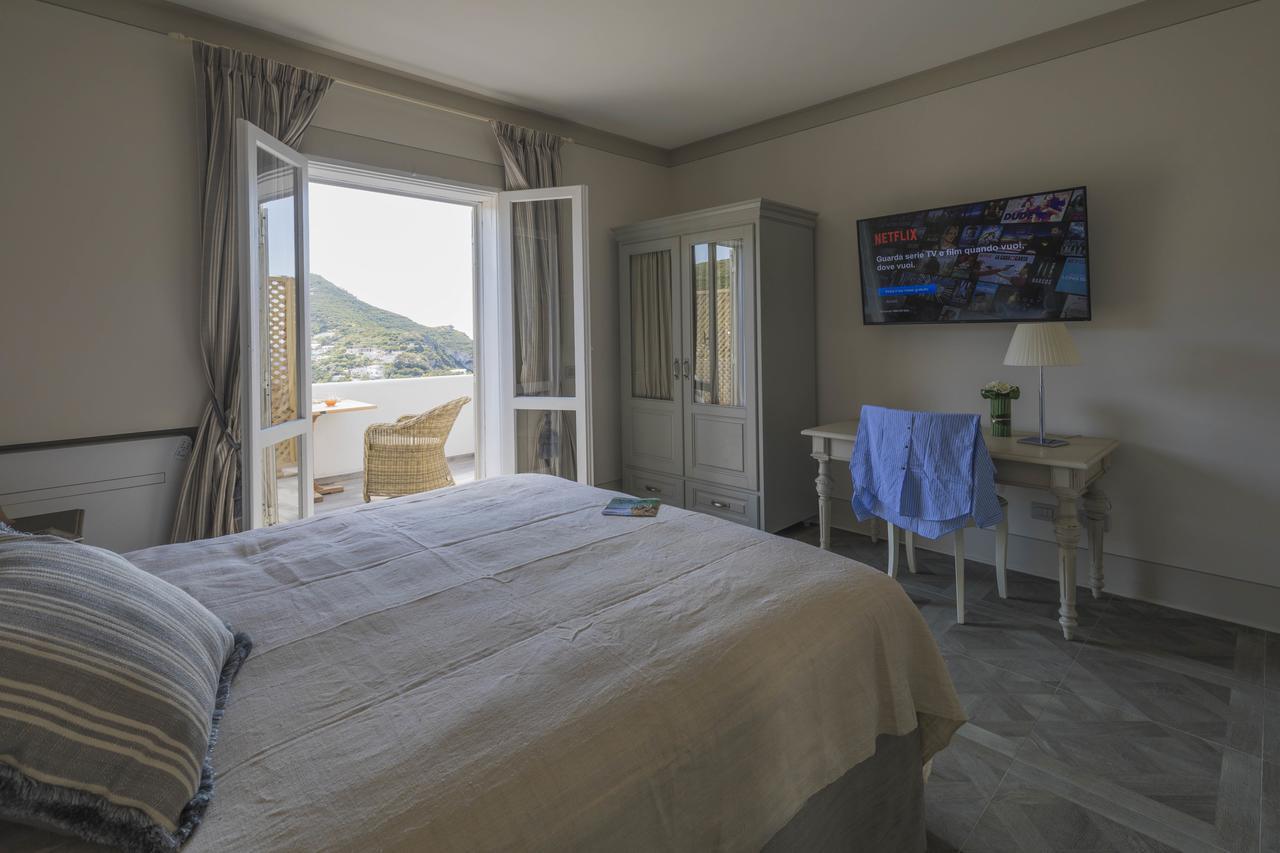 Maridea Casa Vacanza- Le Alcove Sul Mare Suites Ponza Eksteriør billede
