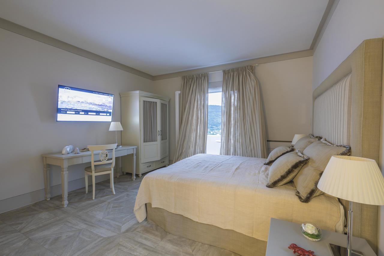 Maridea Casa Vacanza- Le Alcove Sul Mare Suites Ponza Eksteriør billede