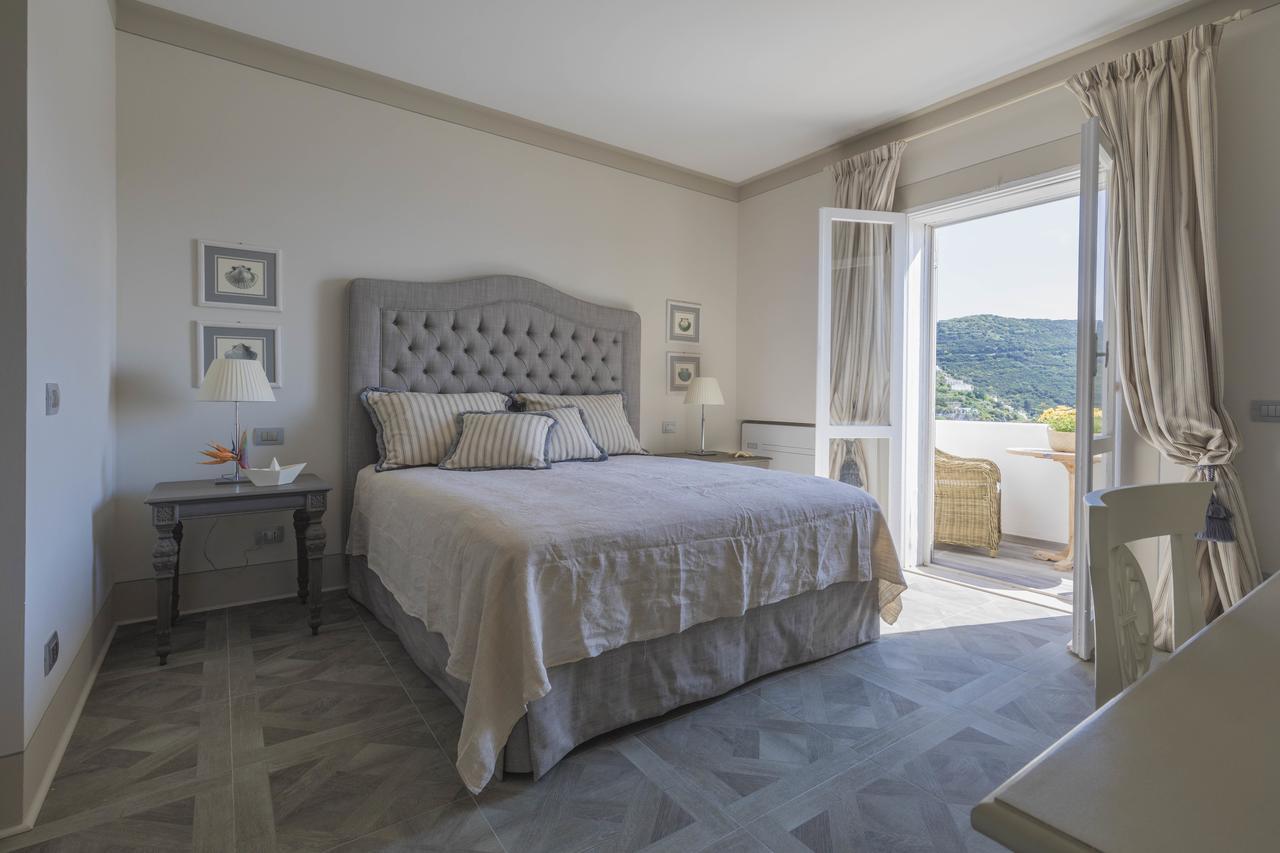 Maridea Casa Vacanza- Le Alcove Sul Mare Suites Ponza Eksteriør billede