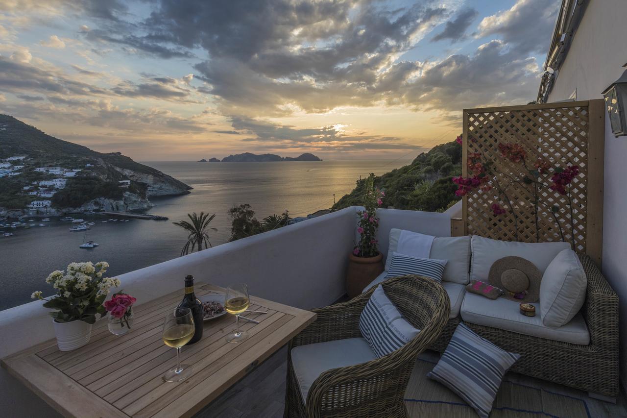 Maridea Casa Vacanza- Le Alcove Sul Mare Suites Ponza Eksteriør billede