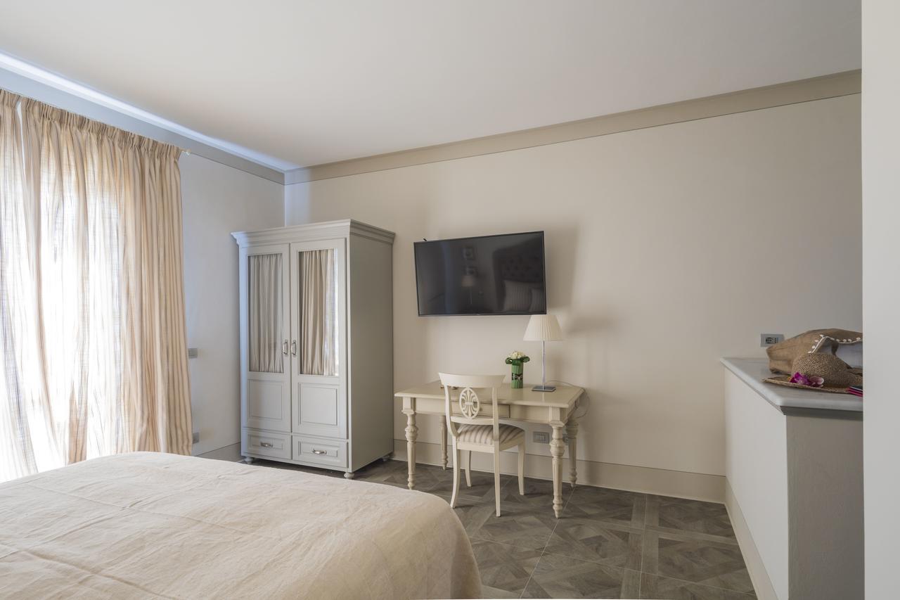Maridea Casa Vacanza- Le Alcove Sul Mare Suites Ponza Eksteriør billede
